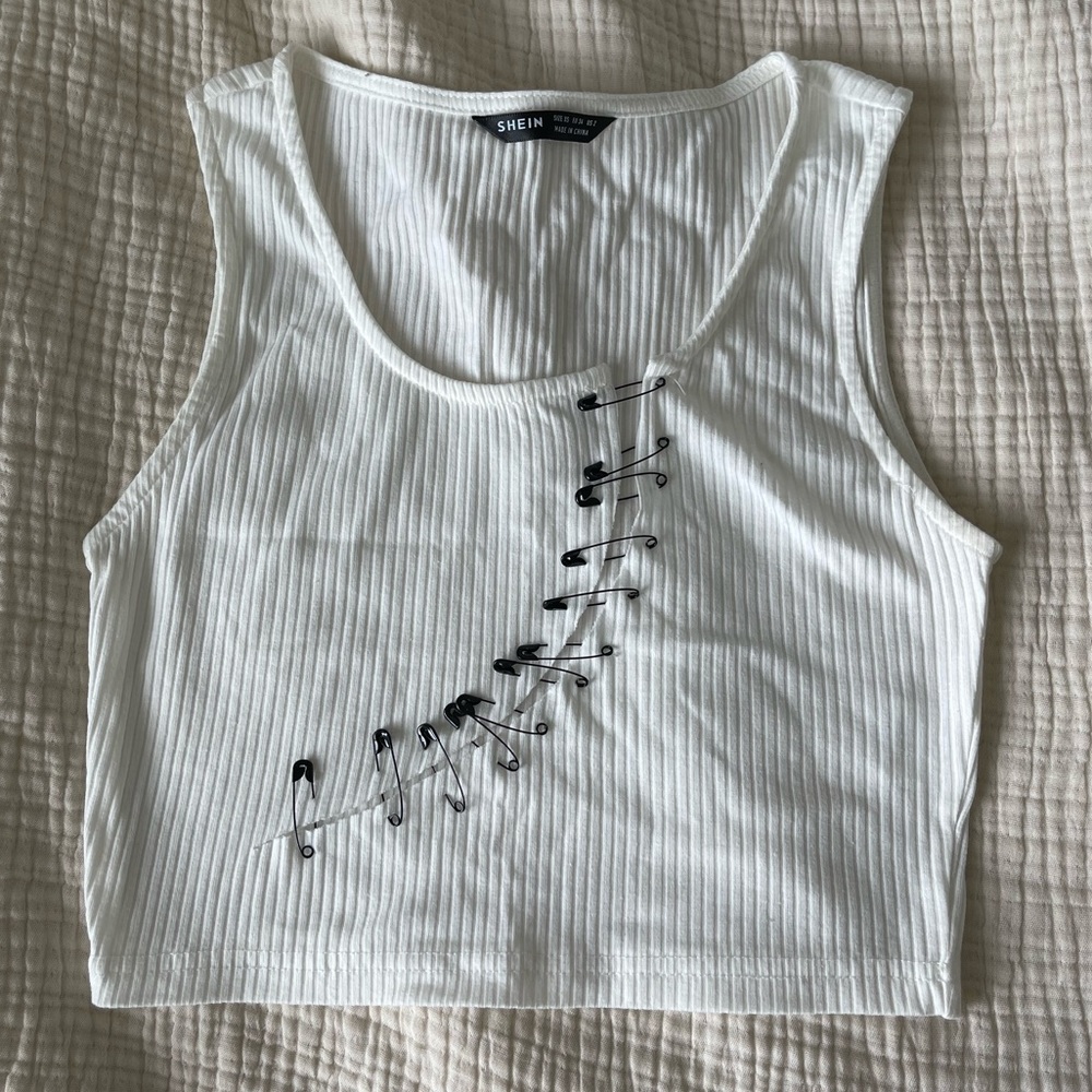 White tank with rip & safety pins details. Shein size XS/2 NEVER WORN